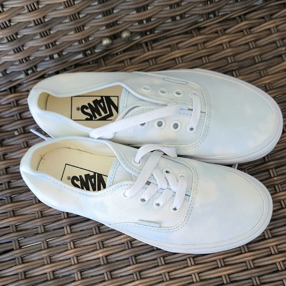 Vans Women's Sneakers in Light Blue and White Size 5.5 Womens 4 Mens - Picture 4 of 9